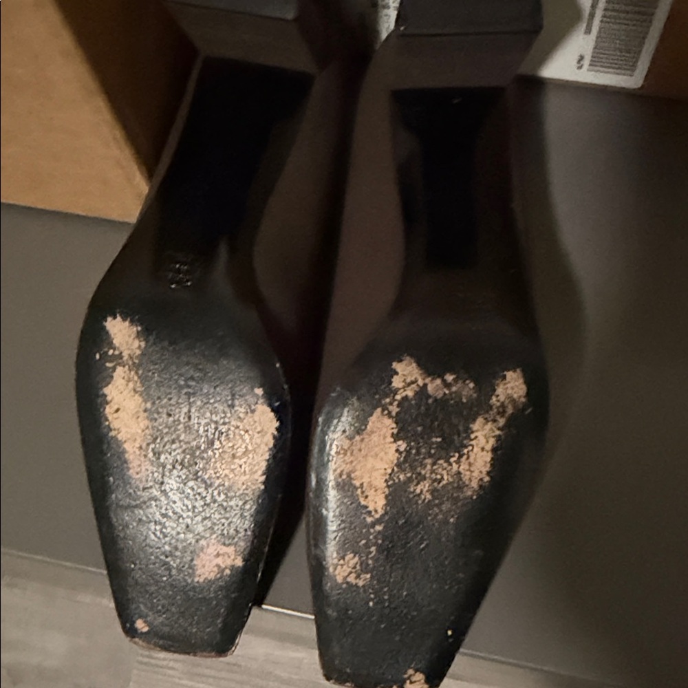 Robert Clergerie Chocolate Brown Square-Toe Block Heel Pumps - Picture 3 of 11